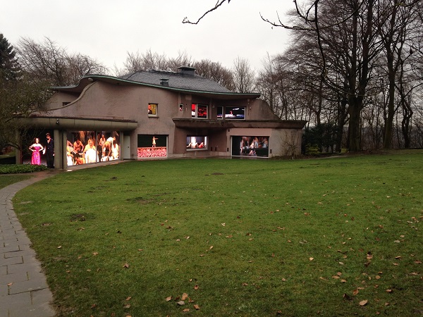 Peter Pabst's Caution as Precaution in Skupturenpark Waldfrieden